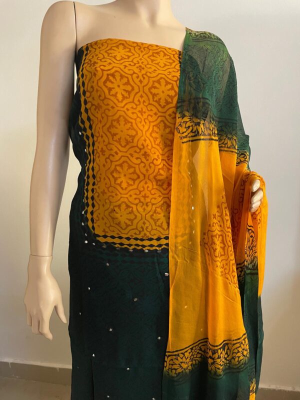 Georgette mirror work suit ( M 4261)
